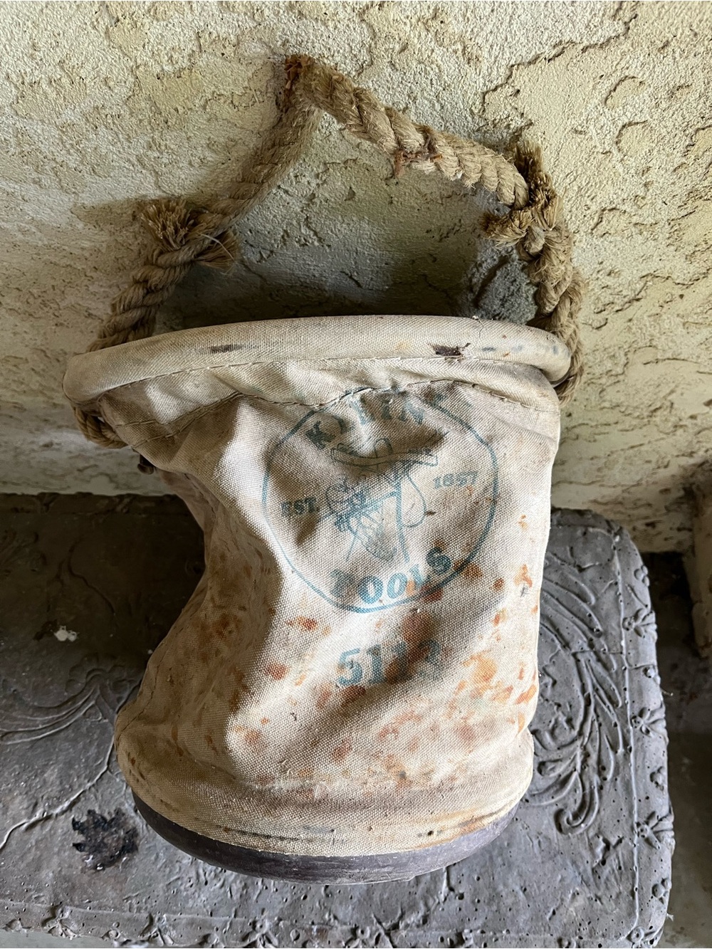 Natural Canvas Rope-Handle Bucket Bag - Beige